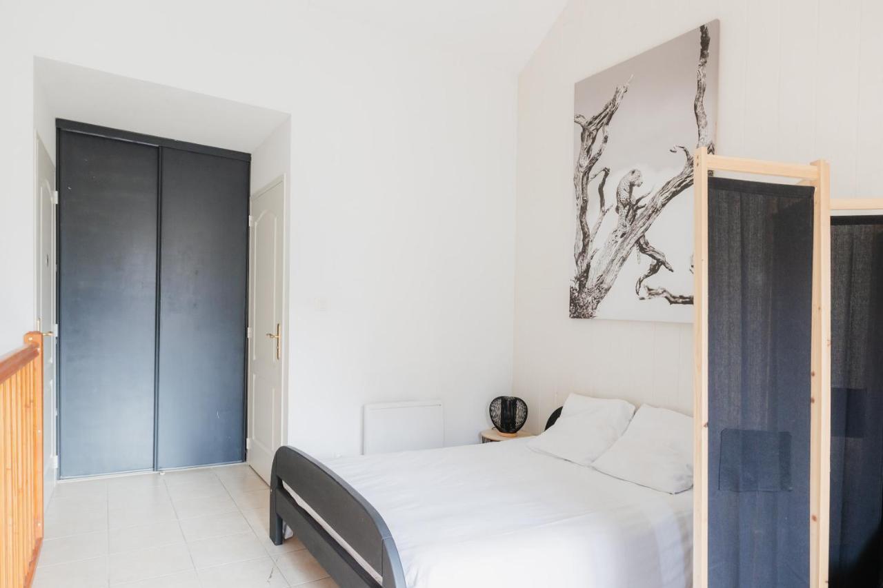 Charmante Maison Contemporaine Idealement Situee *